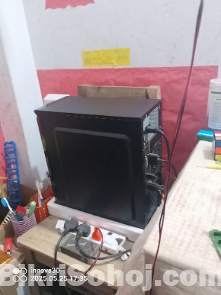 Intel Core i5-10400 (10th Gen) @ 2.90 GHz RAM: 8